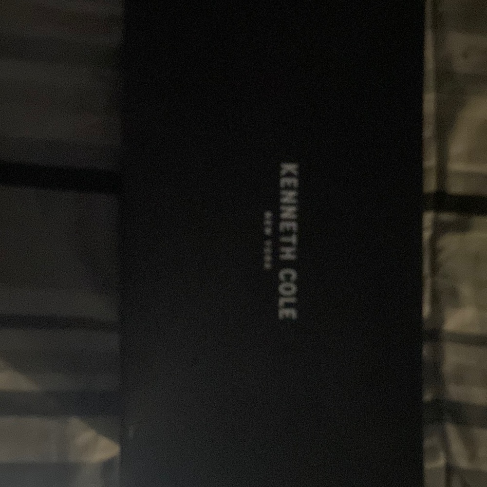 Kenneth Cole loafers never been wore